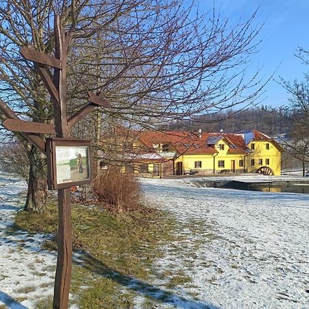 Hotel Podvesky Mlyn Tlumacov Zewnętrze zdjęcie